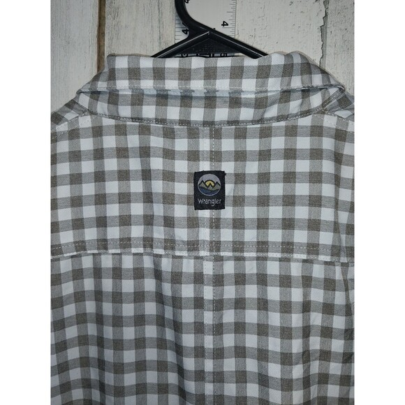 Wrangler Outdoor Men's 4X Regular Fit Short Sleeve Tan Check Button Up - Picture 6 of 8